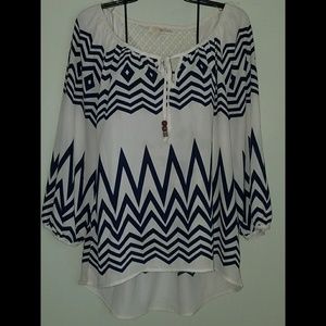 Rewind hi-lo flowy top